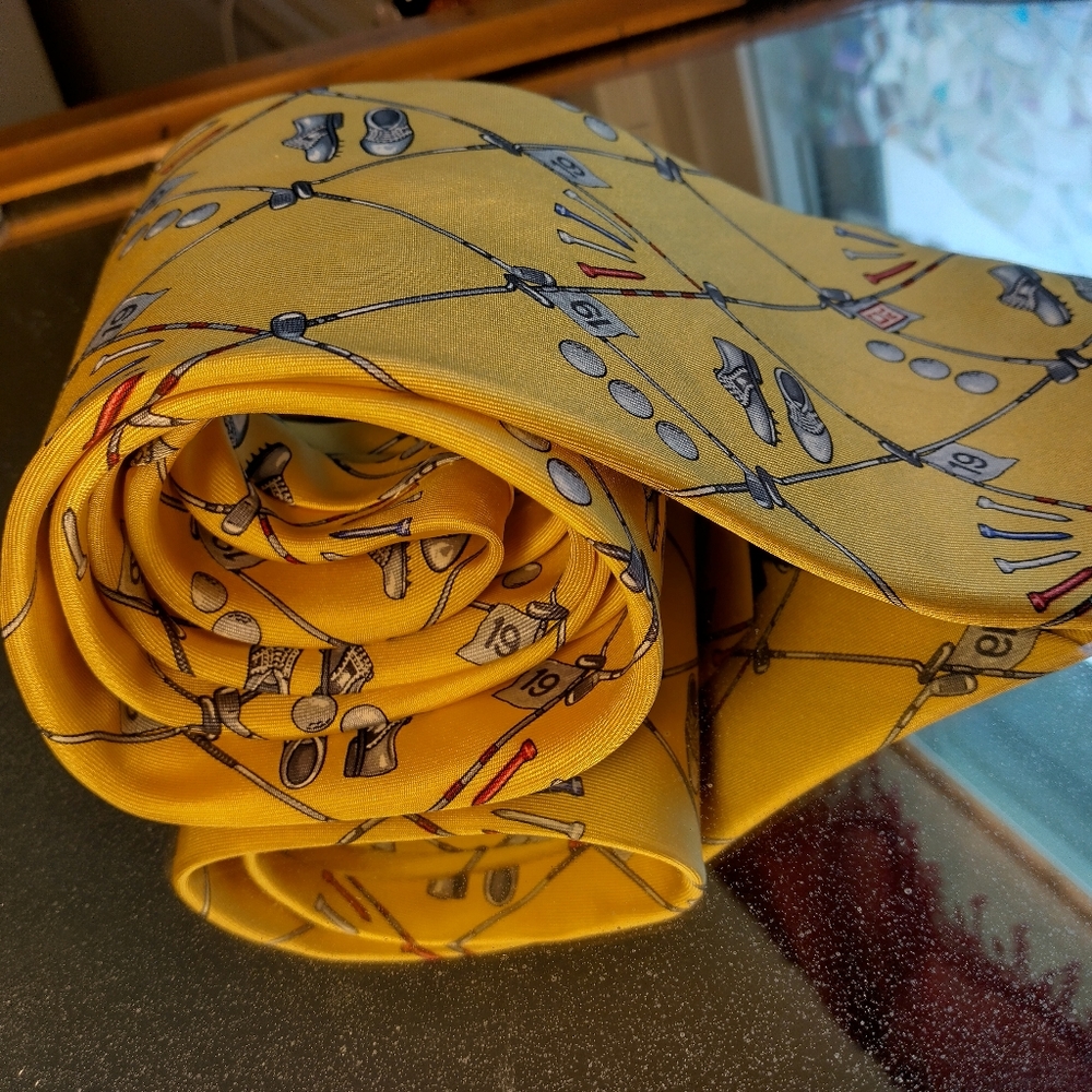 CHAPS Ralph Lauren Tie